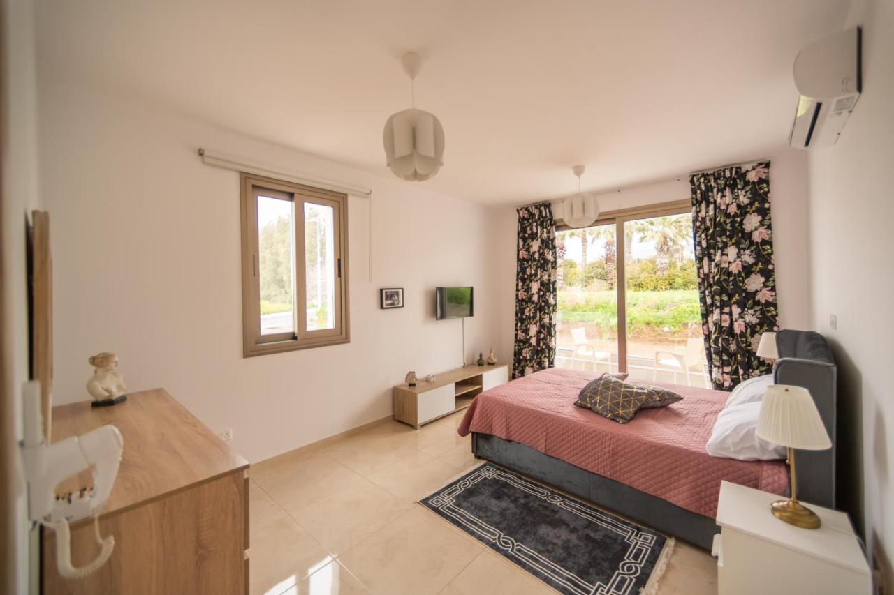 Harmony Seaview Apartments Paphos Eksteriør bilde