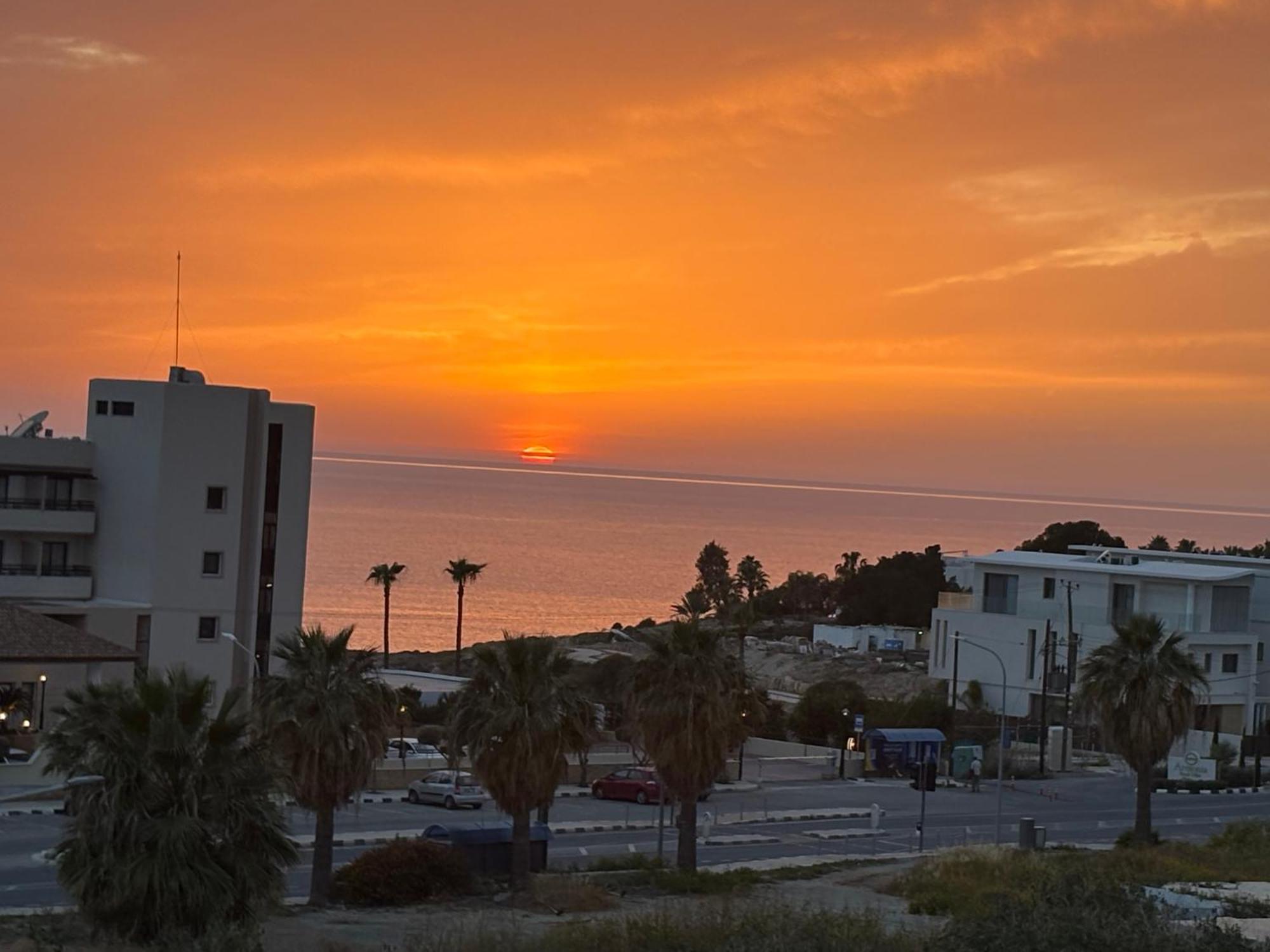 Harmony Seaview Apartments Paphos Eksteriør bilde